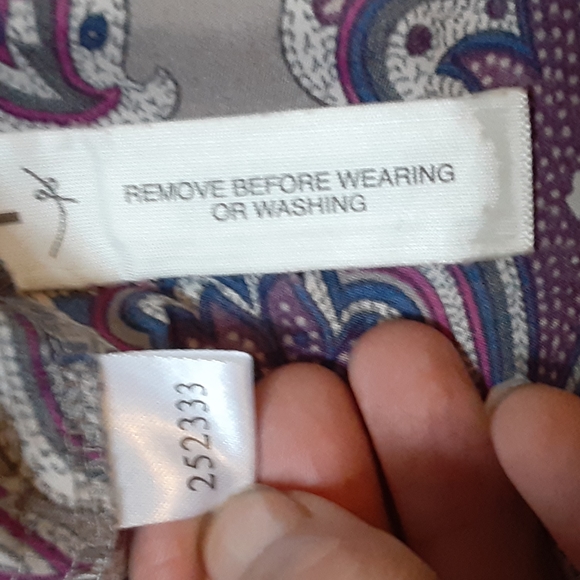 ANN TAYLOR  PAISLEY PRINT  DRESS TOP, SIZE 16 - Picture 6 of 7